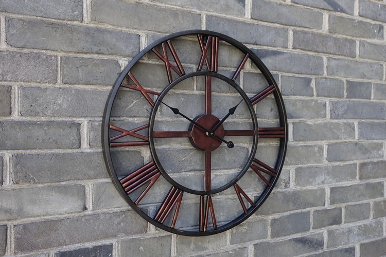 Retro Hollow Design Roman Numerals Wall Clock